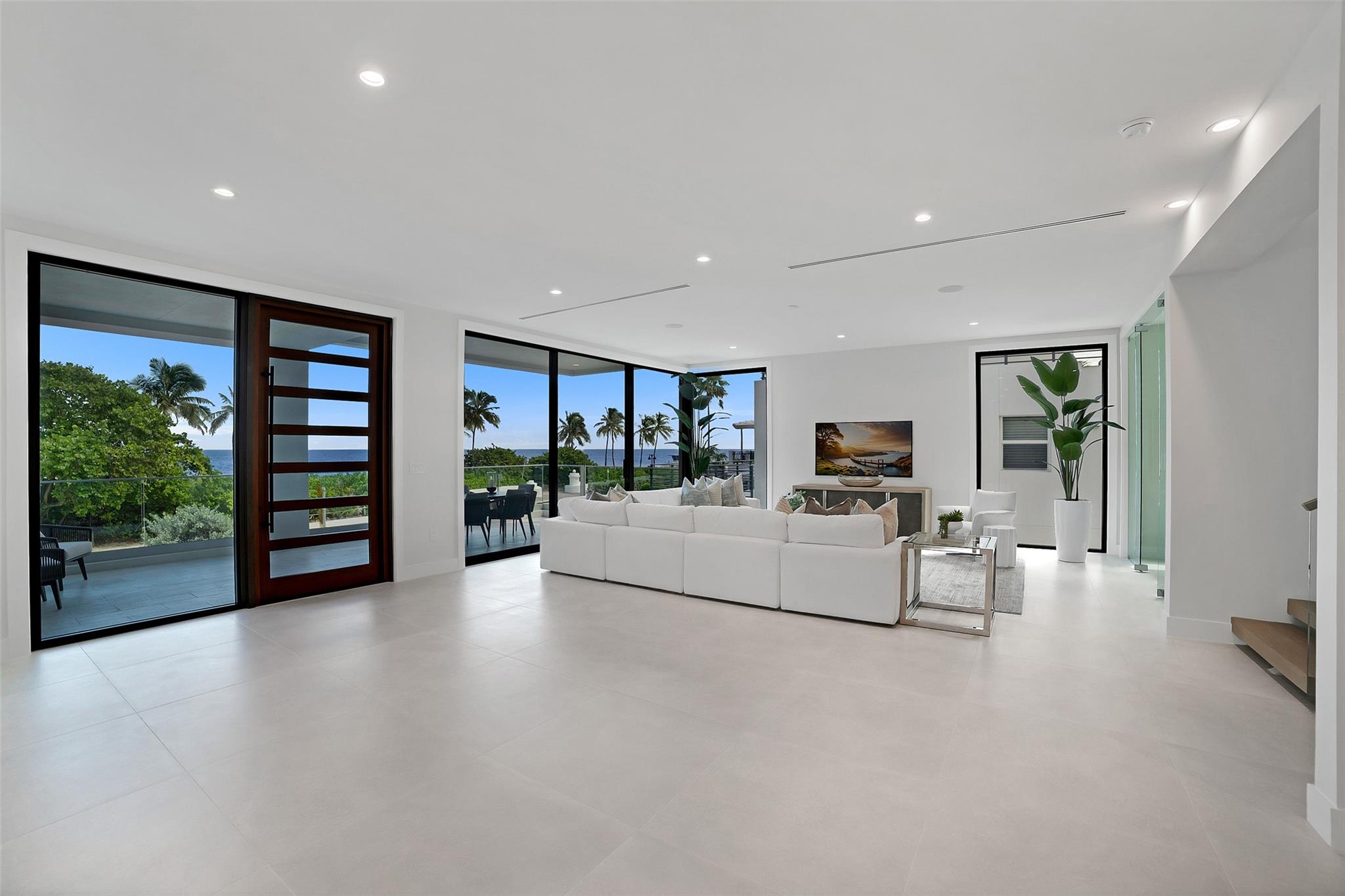 1813 N Fort Lauderdale Bch Blvd Fort Lauderdale, FL 33305