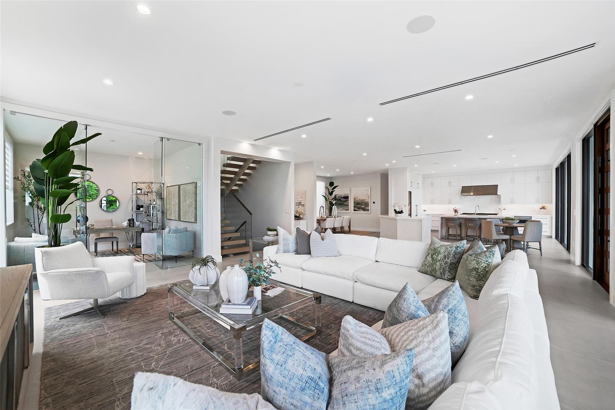 1813 N Fort Lauderdale Bch Blvd Fort Lauderdale, FL 33305