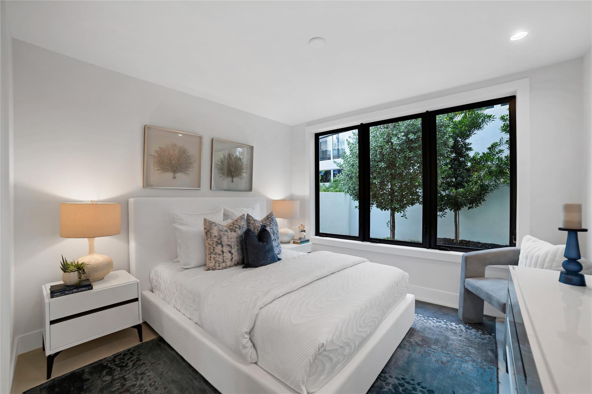 1813 N Fort Lauderdale Bch Blvd Fort Lauderdale, FL 33305