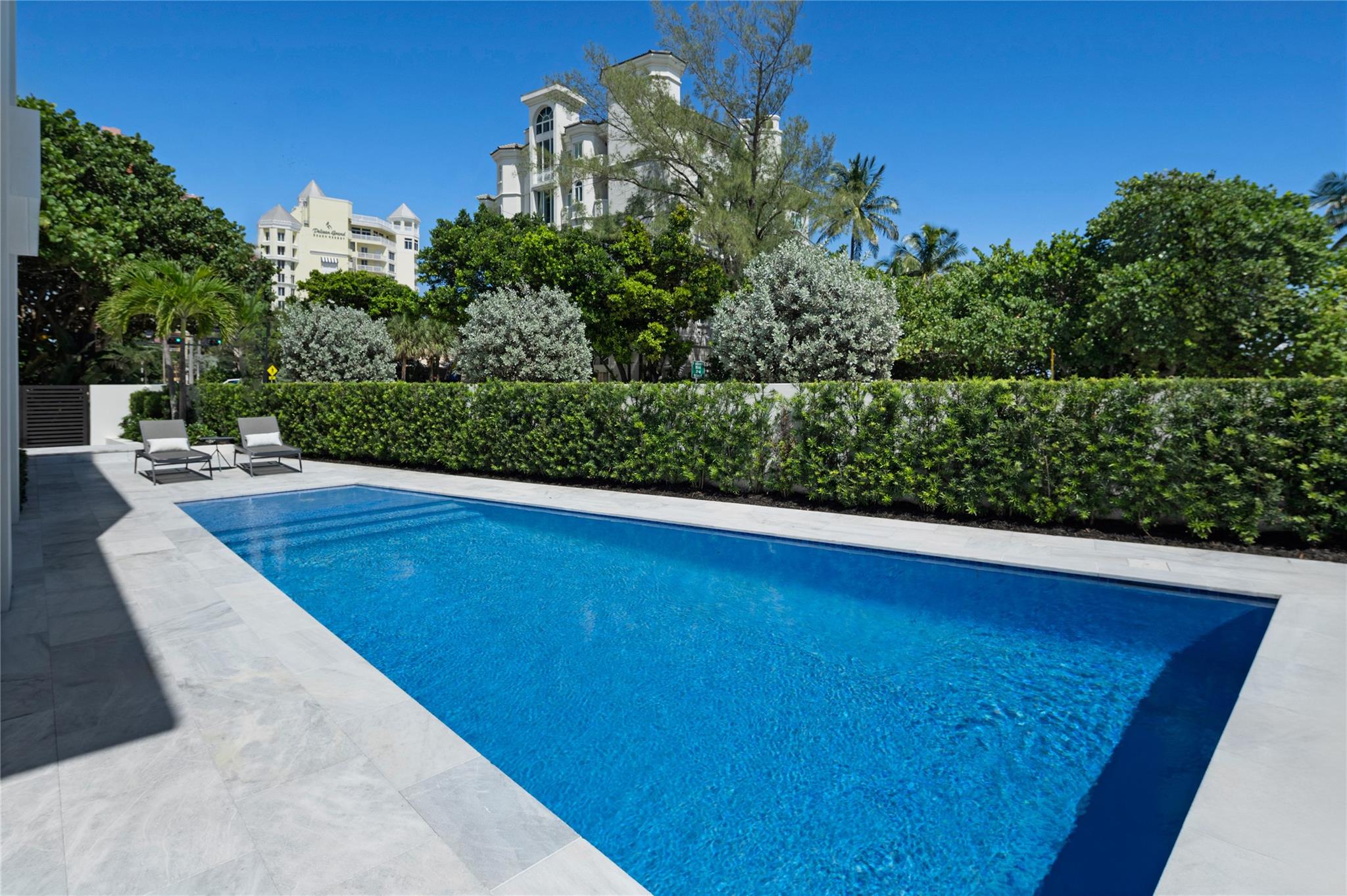 1813 N Fort Lauderdale Bch Blvd Fort Lauderdale, FL 33305