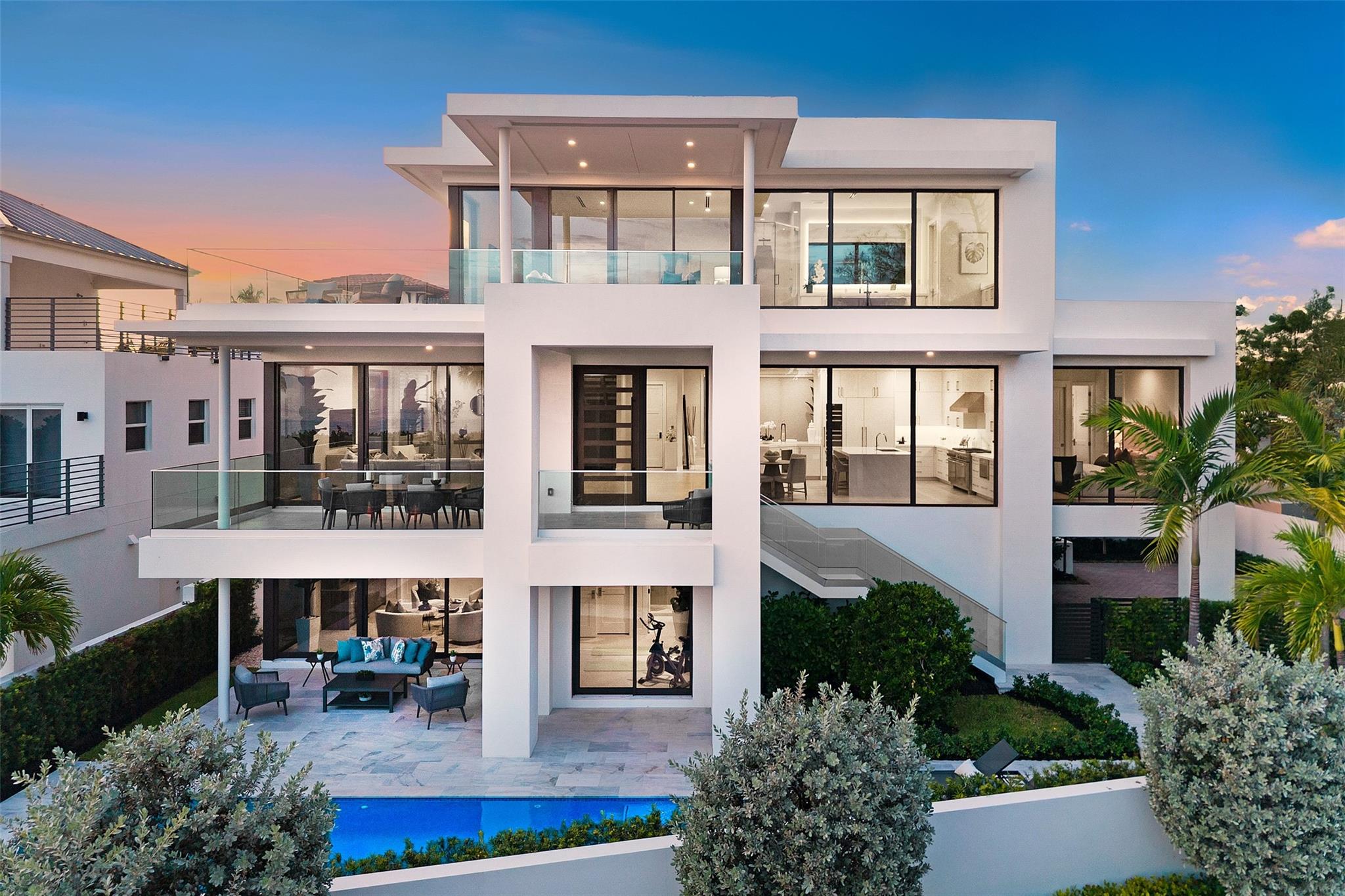 1813 N Fort Lauderdale Bch Blvd Fort Lauderdale, FL 33305