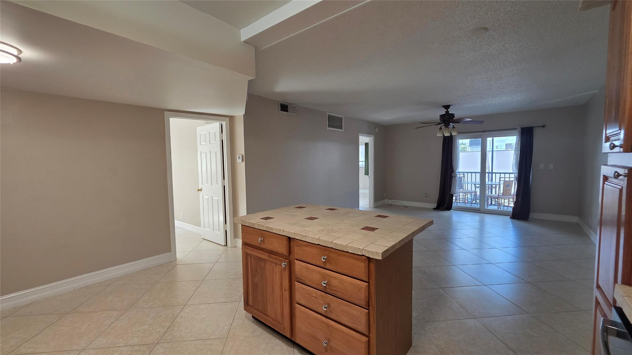 253 S Cypress Rd #225 Pompano Beach, FL 33060