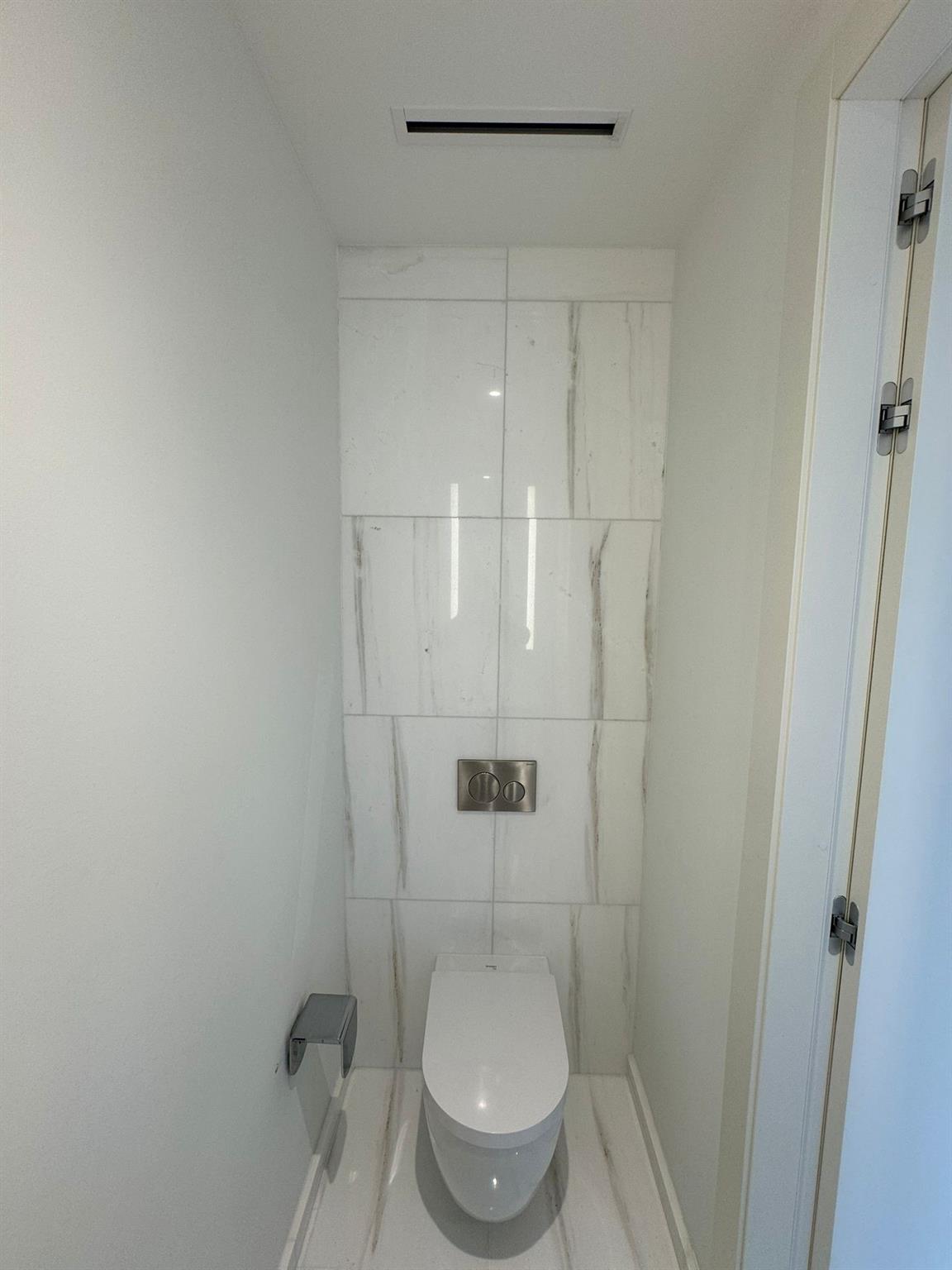 300 Biscayne Blvd Way #2508 Miami, FL 33131