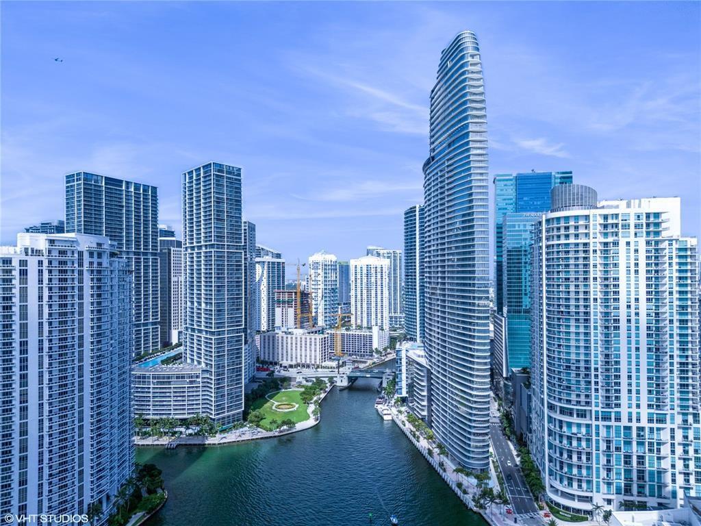 300 Biscayne Blvd Way #2508 Miami, FL 33131