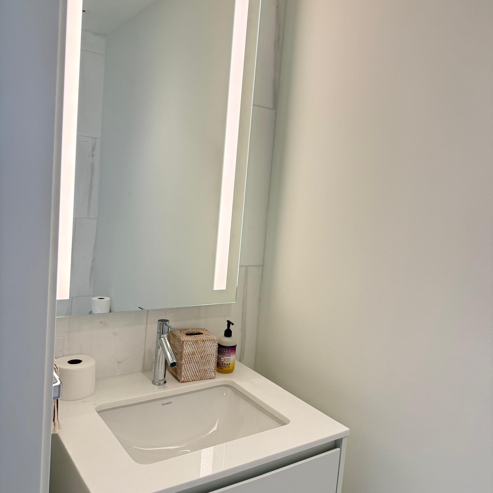 image Aston Martin Residences38