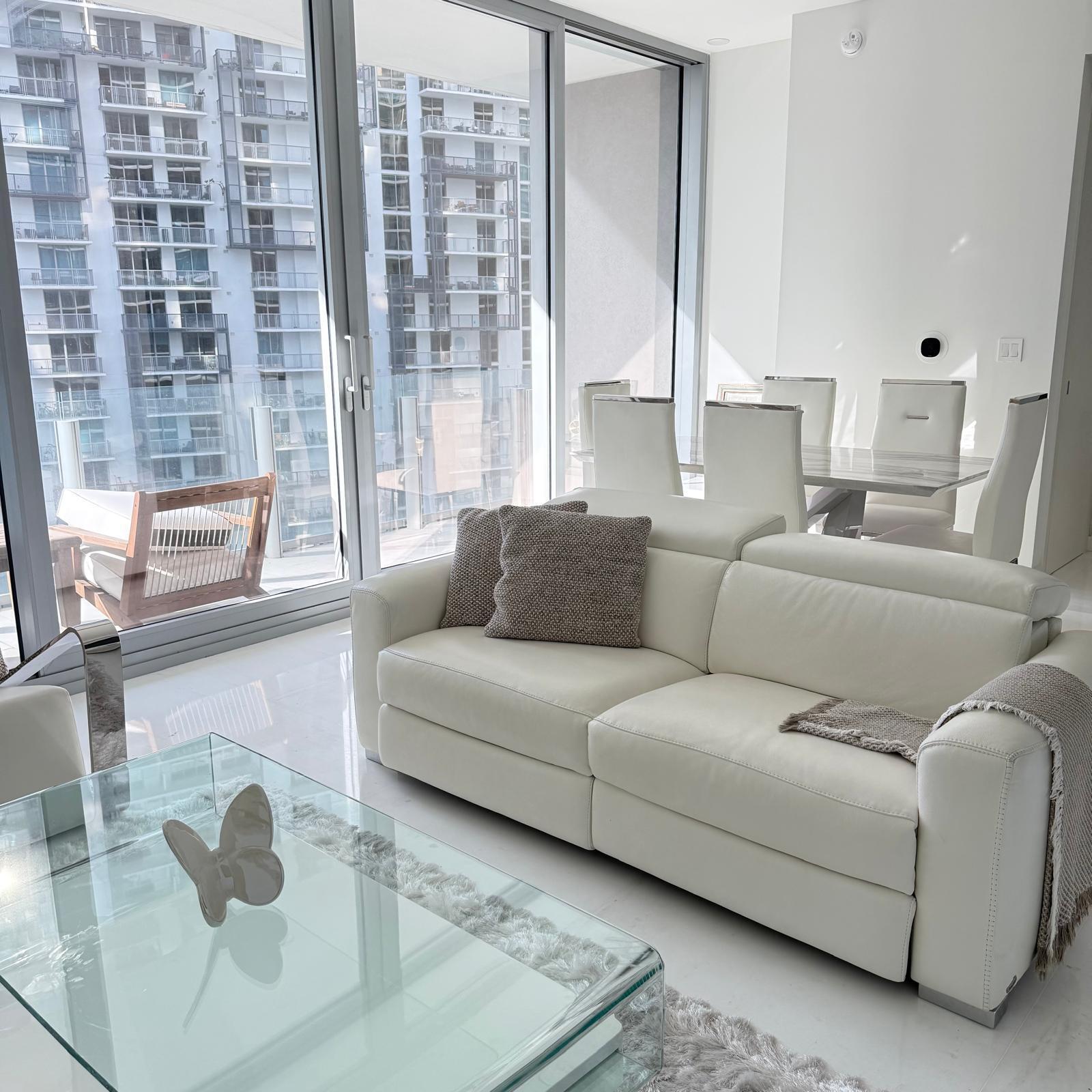 image Aston Martin Residences42