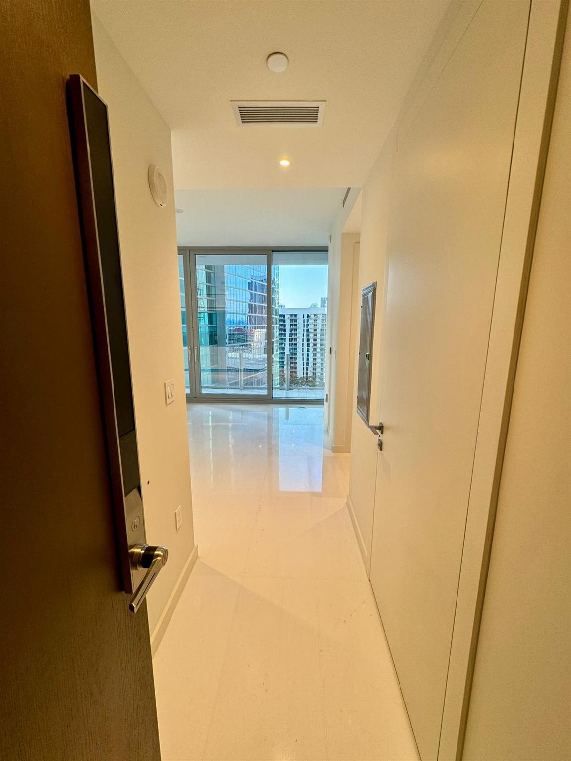 300 Biscayne Blvd Way #2508 Miami, FL 33131