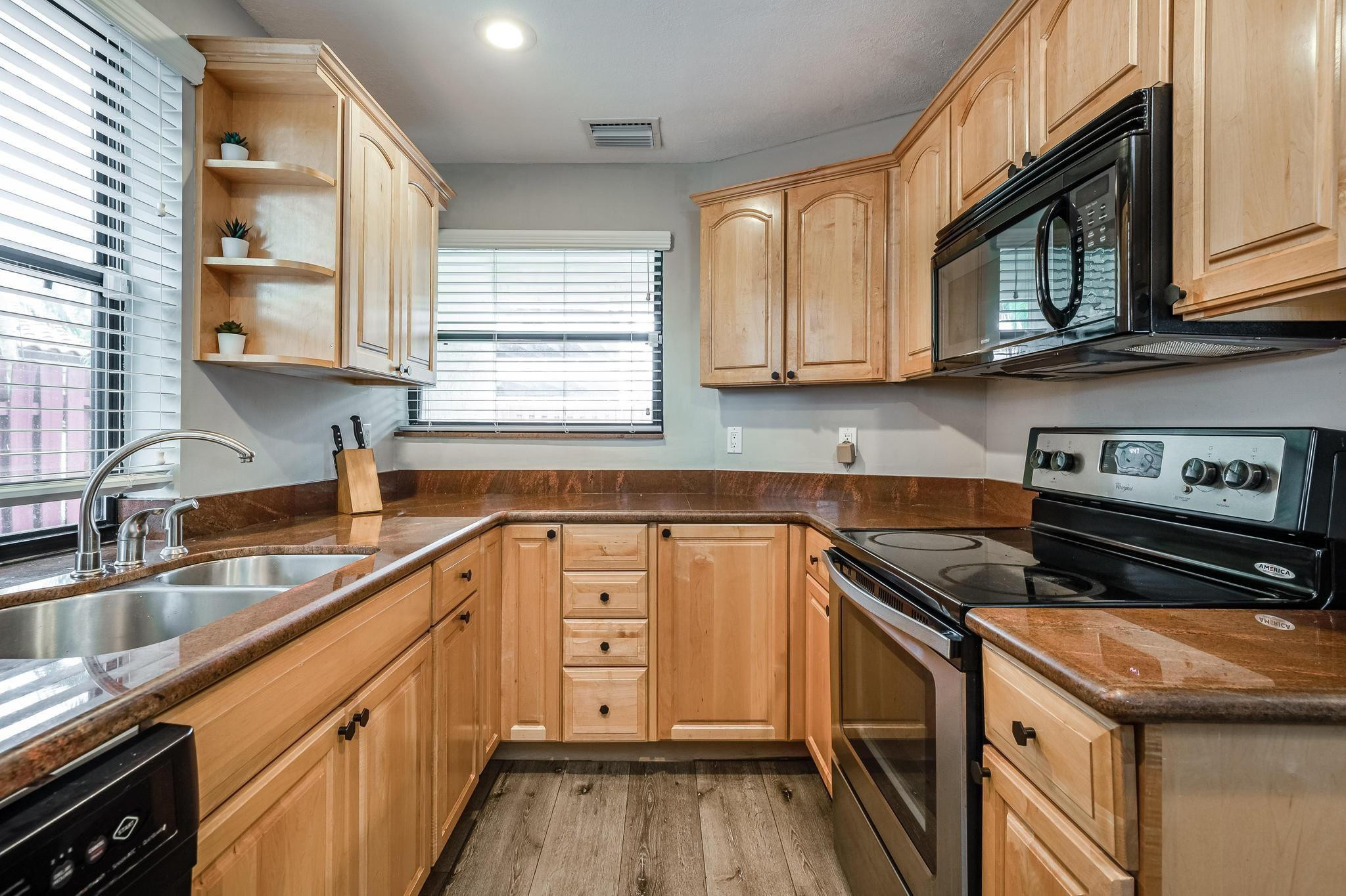 2530 NE 9th #1 Fort Lauderdale, FL 33304