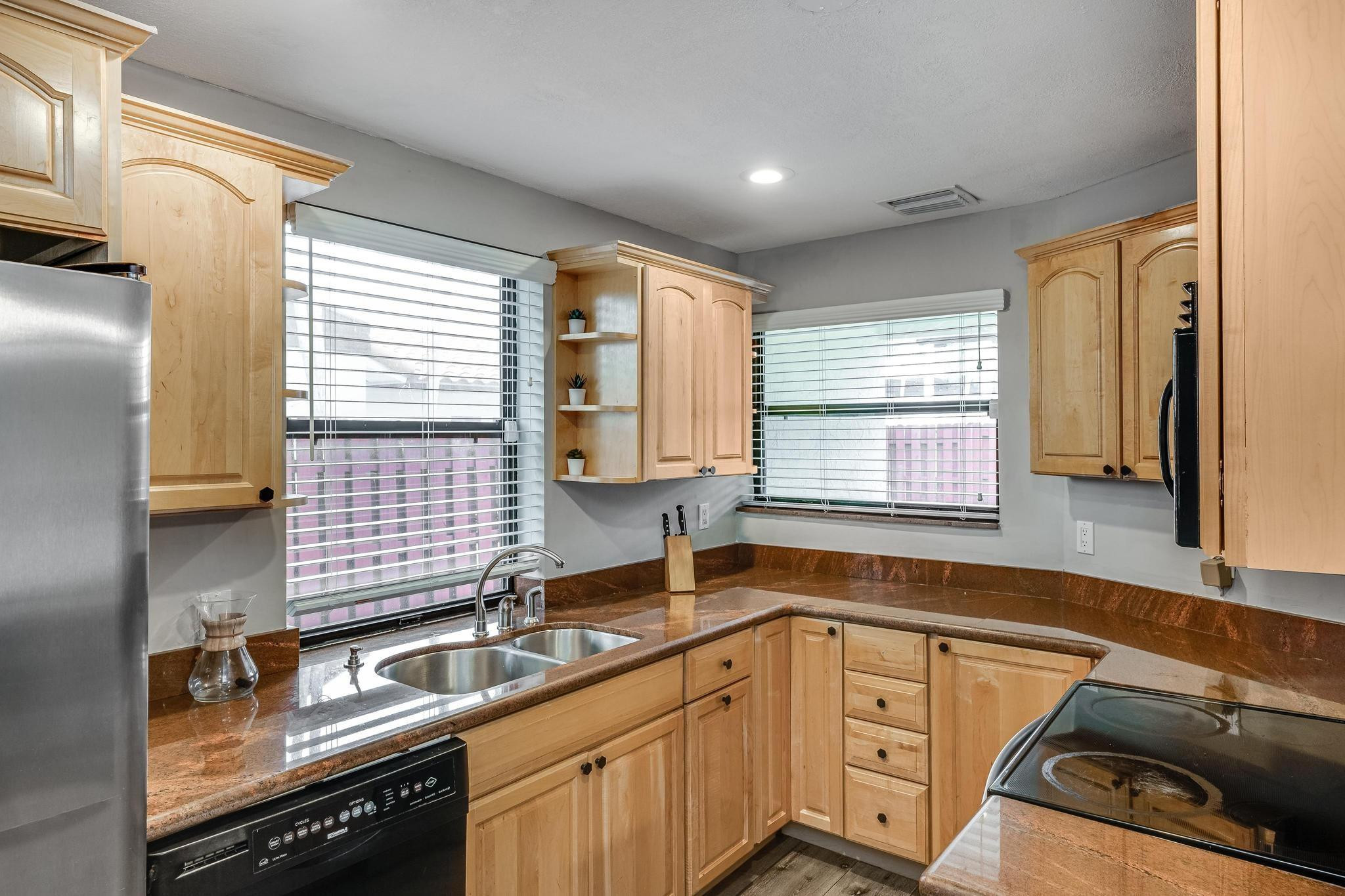 2530 NE 9th #1 Fort Lauderdale, FL 33304