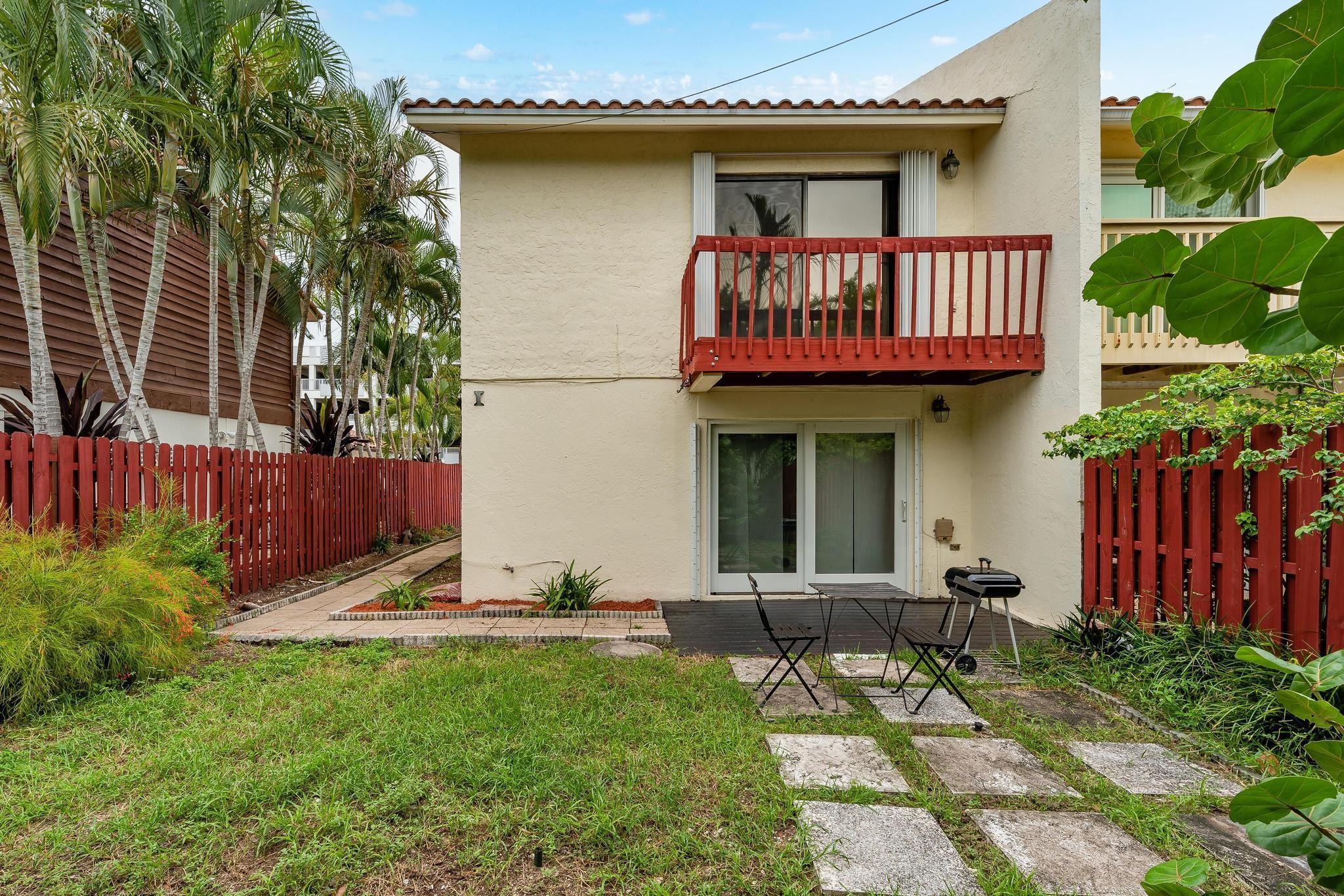 2530 NE 9th #1 Fort Lauderdale, FL 33304
