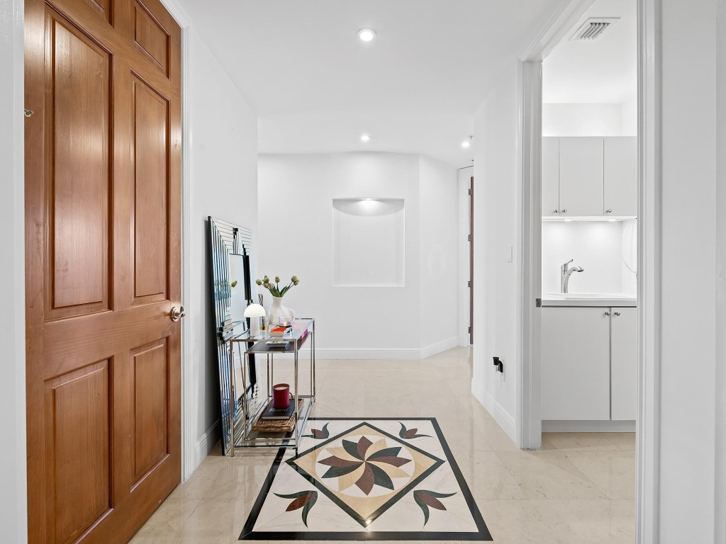 516 Hendricks #4C Fort Lauderdale, FL 33301