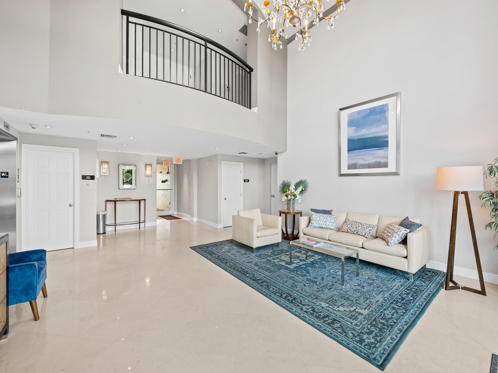 516 Hendricks #4C Fort Lauderdale, FL 33301