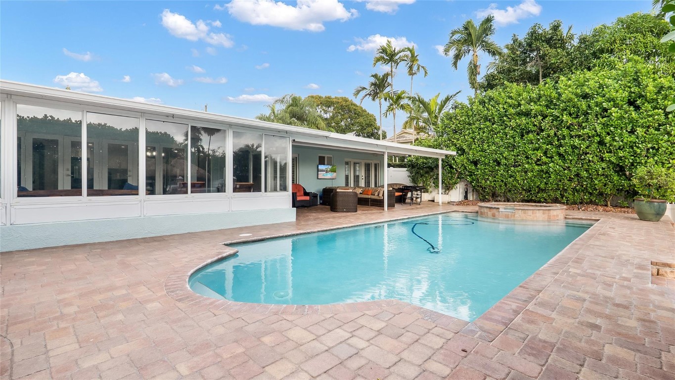 1700 SW 5th Fort Lauderdale, FL 33312