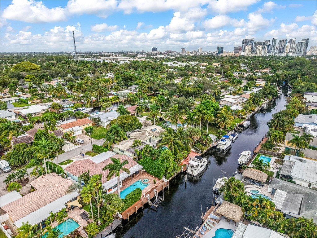 1700 SW 5th Fort Lauderdale, FL 33312