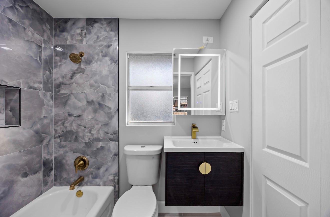 800 NW 6th Ave Pompano Beach, FL 33060