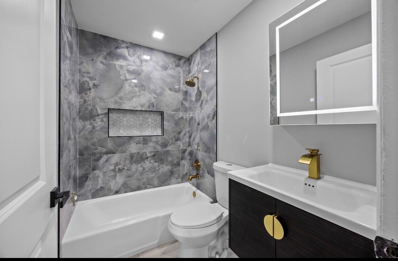 800 NW 6th Ave Pompano Beach, FL 33060