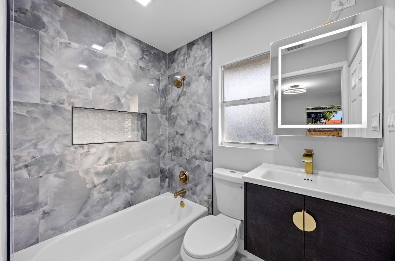 800 NW 6th Ave Pompano Beach, FL 33060