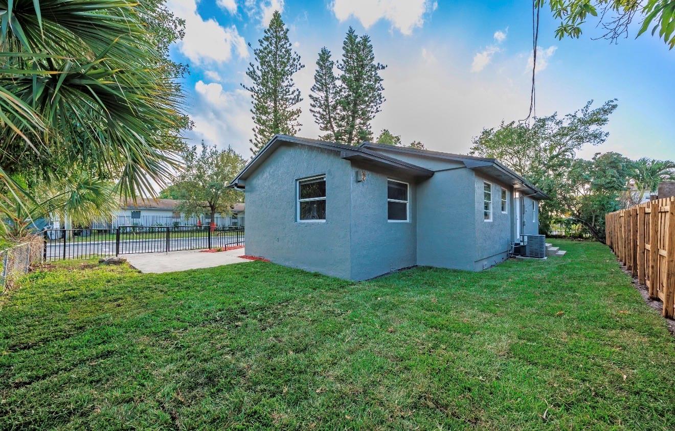 800 NW 6th Ave Pompano Beach, FL 33060