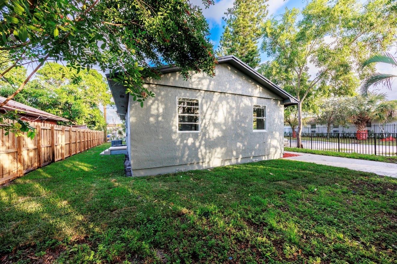 800 NW 6th Ave Pompano Beach, FL 33060