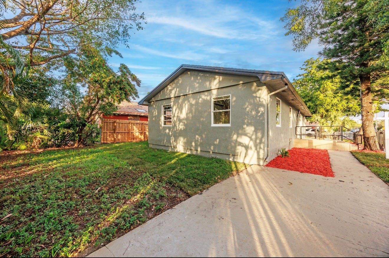 800 NW 6th Ave Pompano Beach, FL 33060