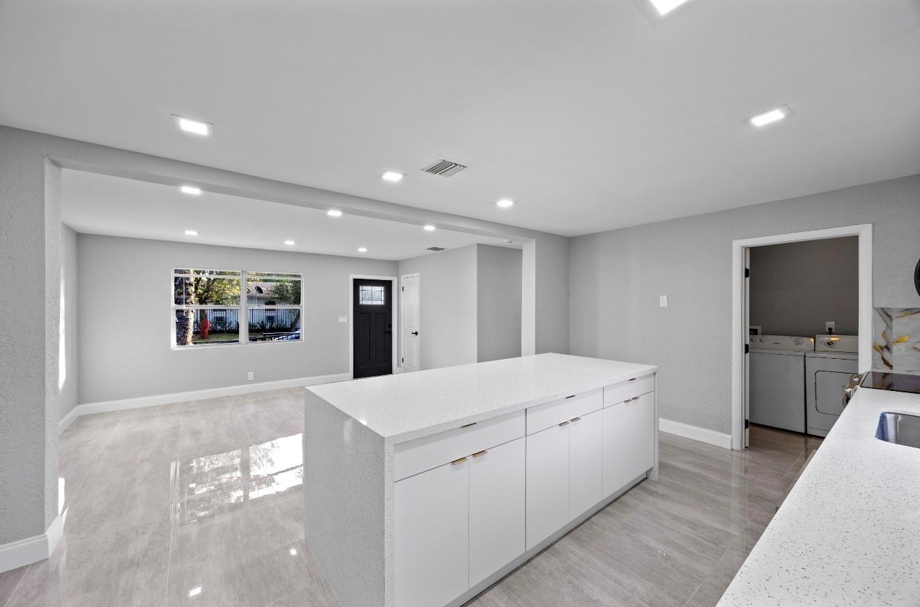 800 NW 6th Ave Pompano Beach, FL 33060