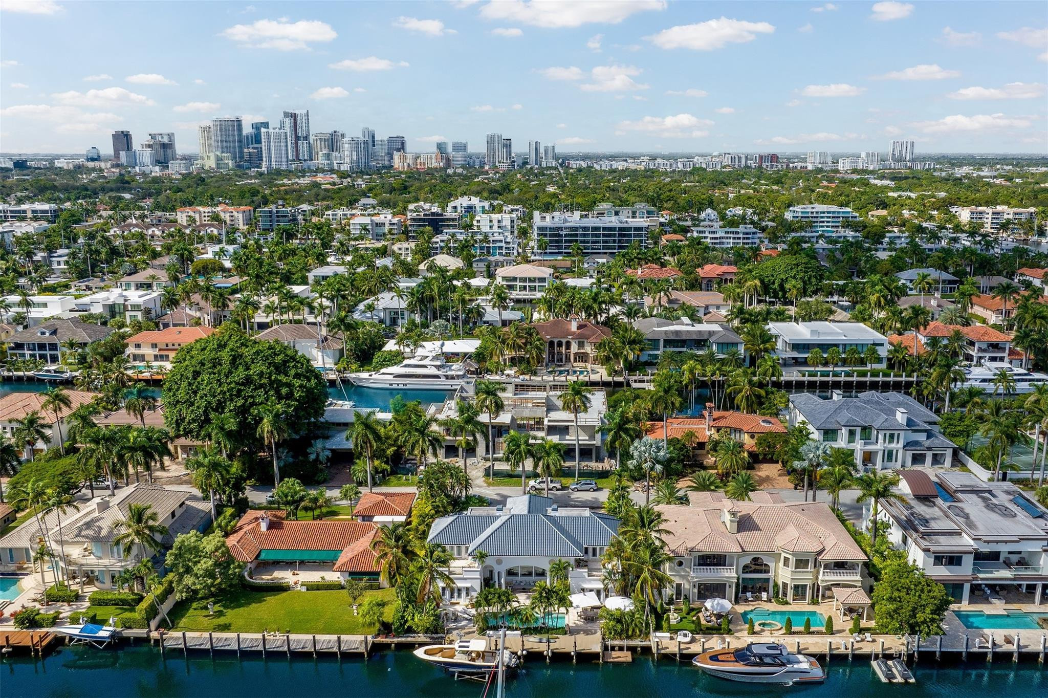 166 Royal Palm Fort Lauderdale, FL 33301