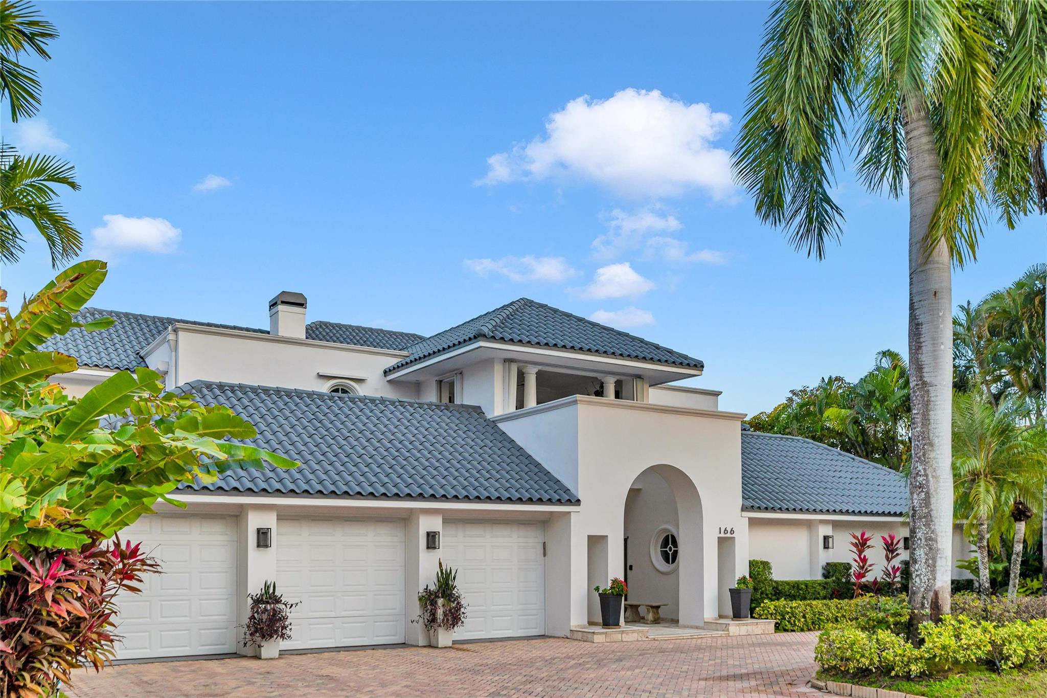 166 Royal Palm Fort Lauderdale, FL 33301