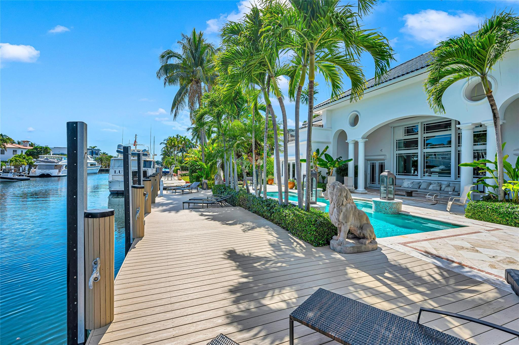 166 Royal Palm Fort Lauderdale, FL 33301