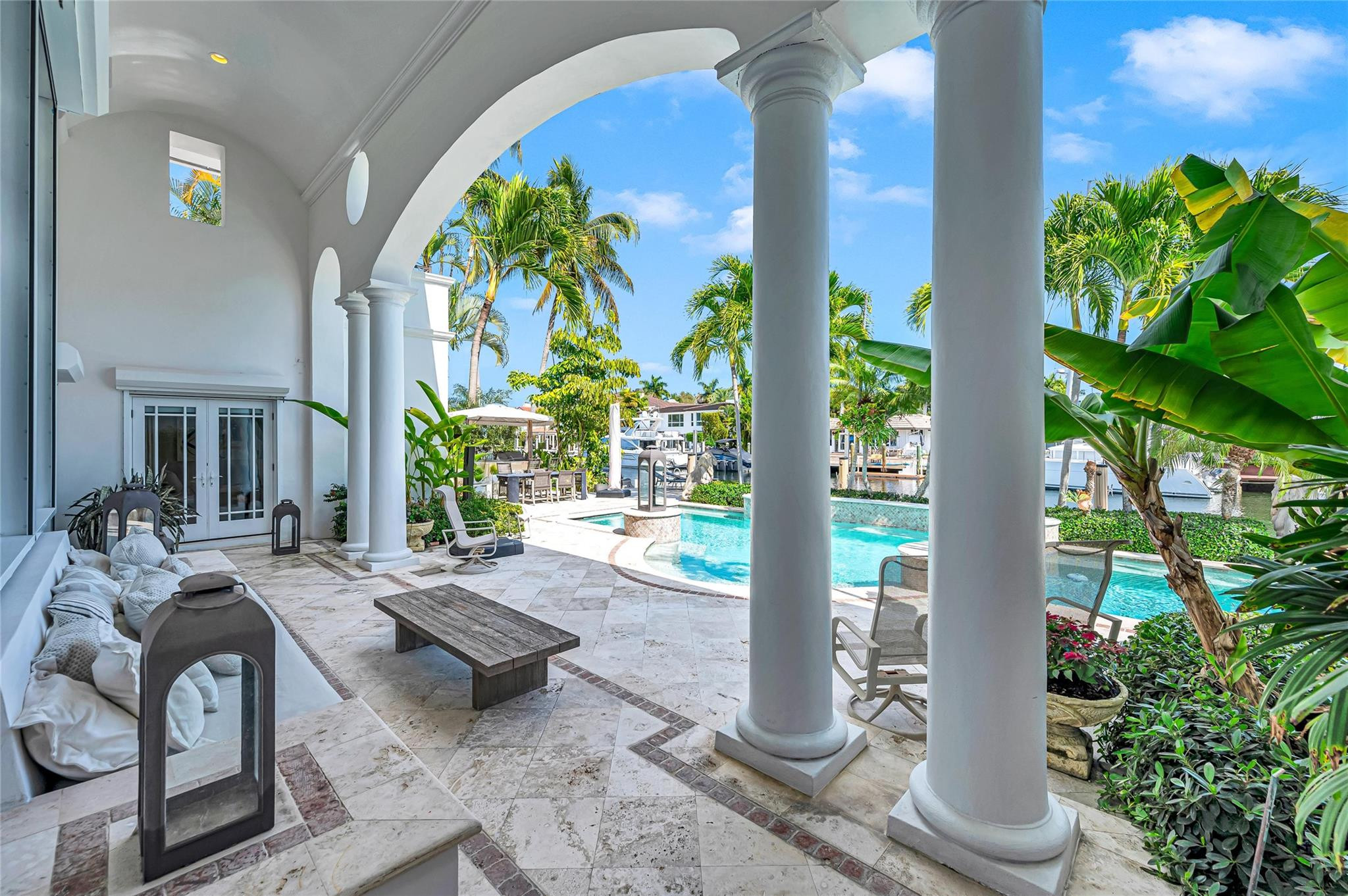 166 Royal Palm Fort Lauderdale, FL 33301