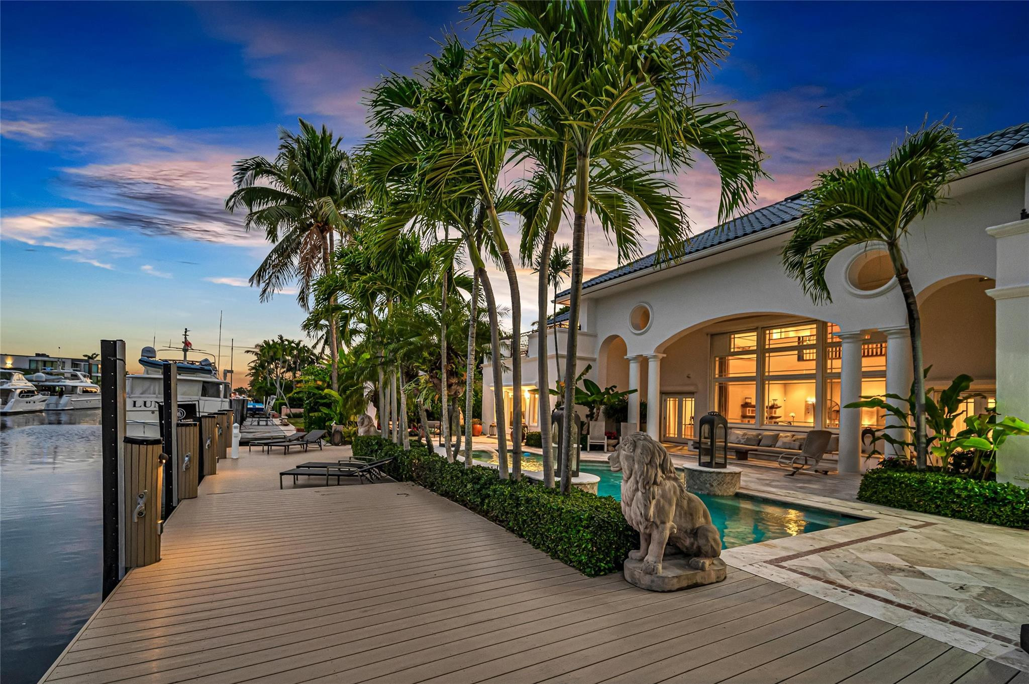 166 Royal Palm Fort Lauderdale, FL 33301