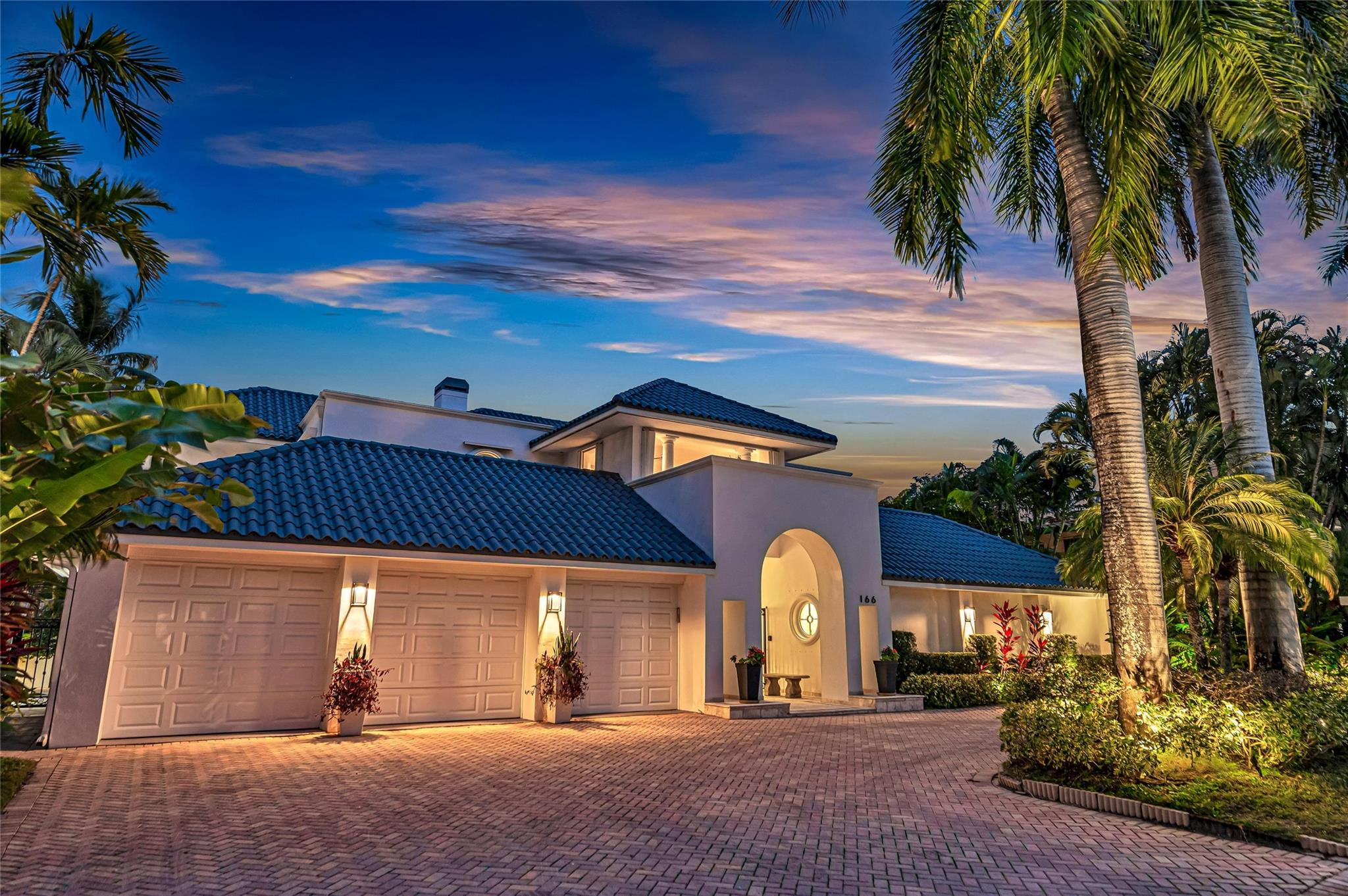 166 Royal Palm Fort Lauderdale, FL 33301