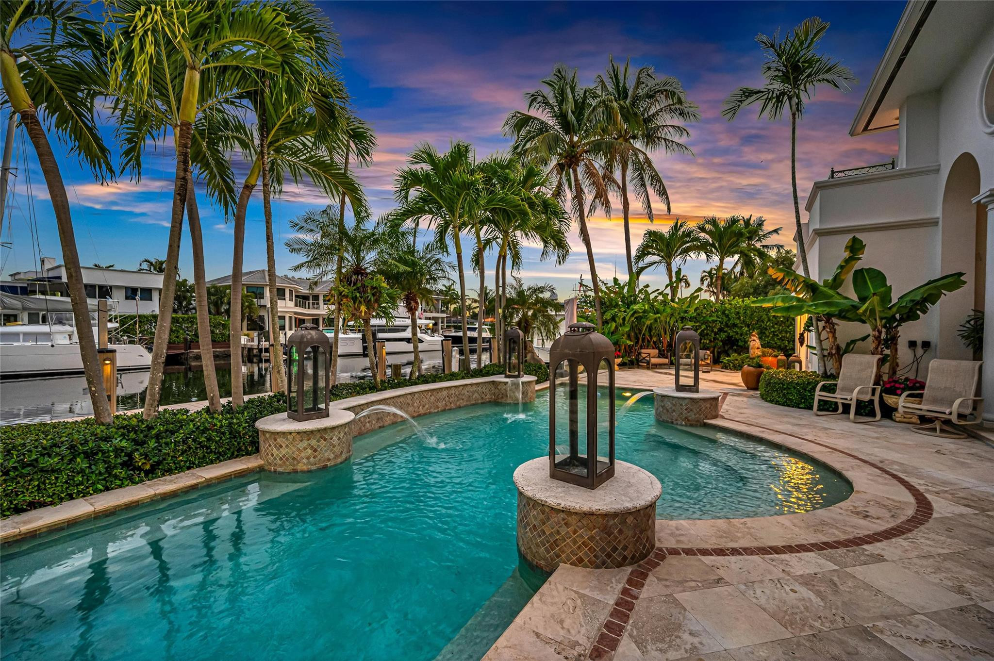 166 Royal Palm Fort Lauderdale, FL 33301