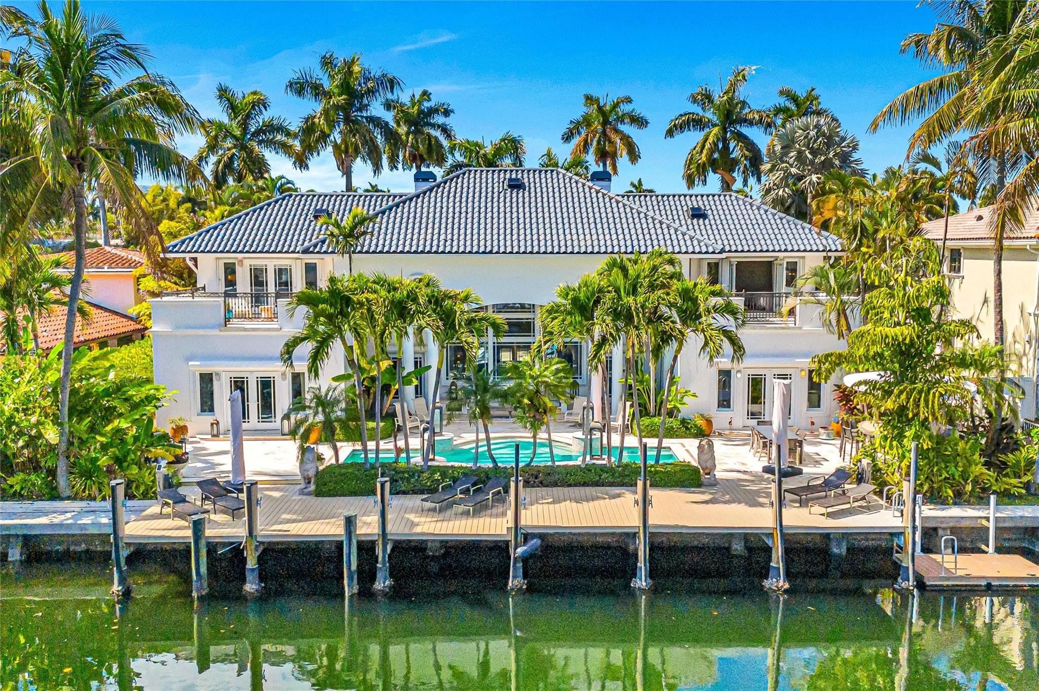 166 Royal Palm Fort Lauderdale, FL 33301