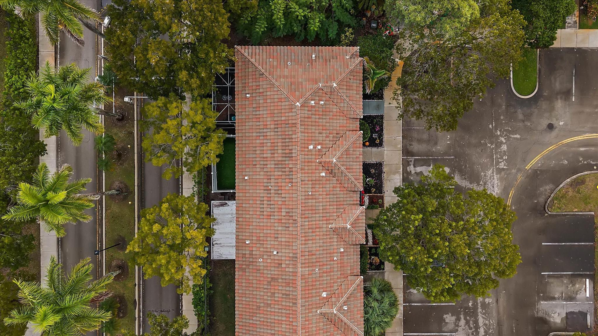 20815 NW 2nd #20815 Pembroke Pines, FL 33029