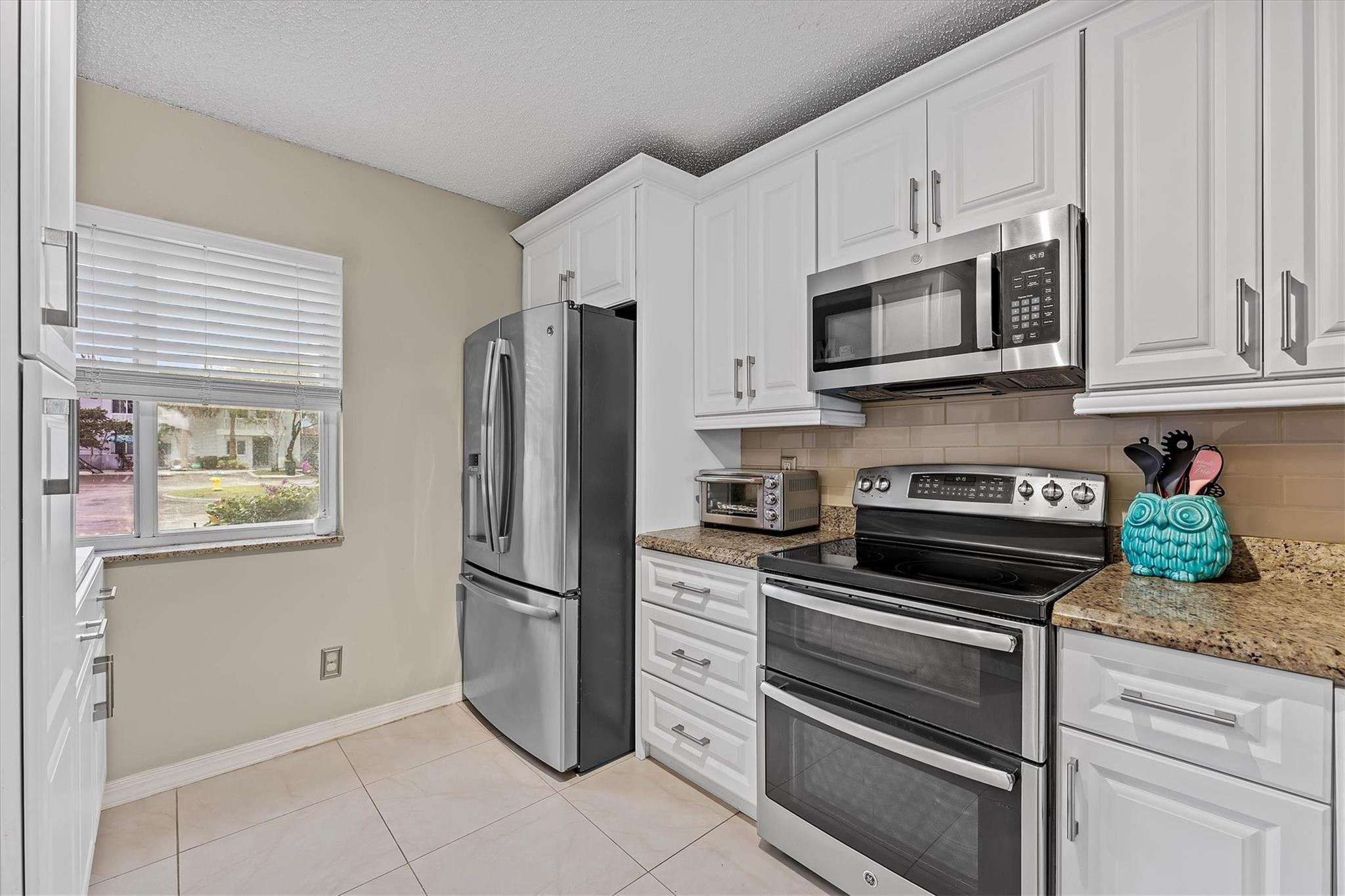 20815 NW 2nd #20815 Pembroke Pines, FL 33029