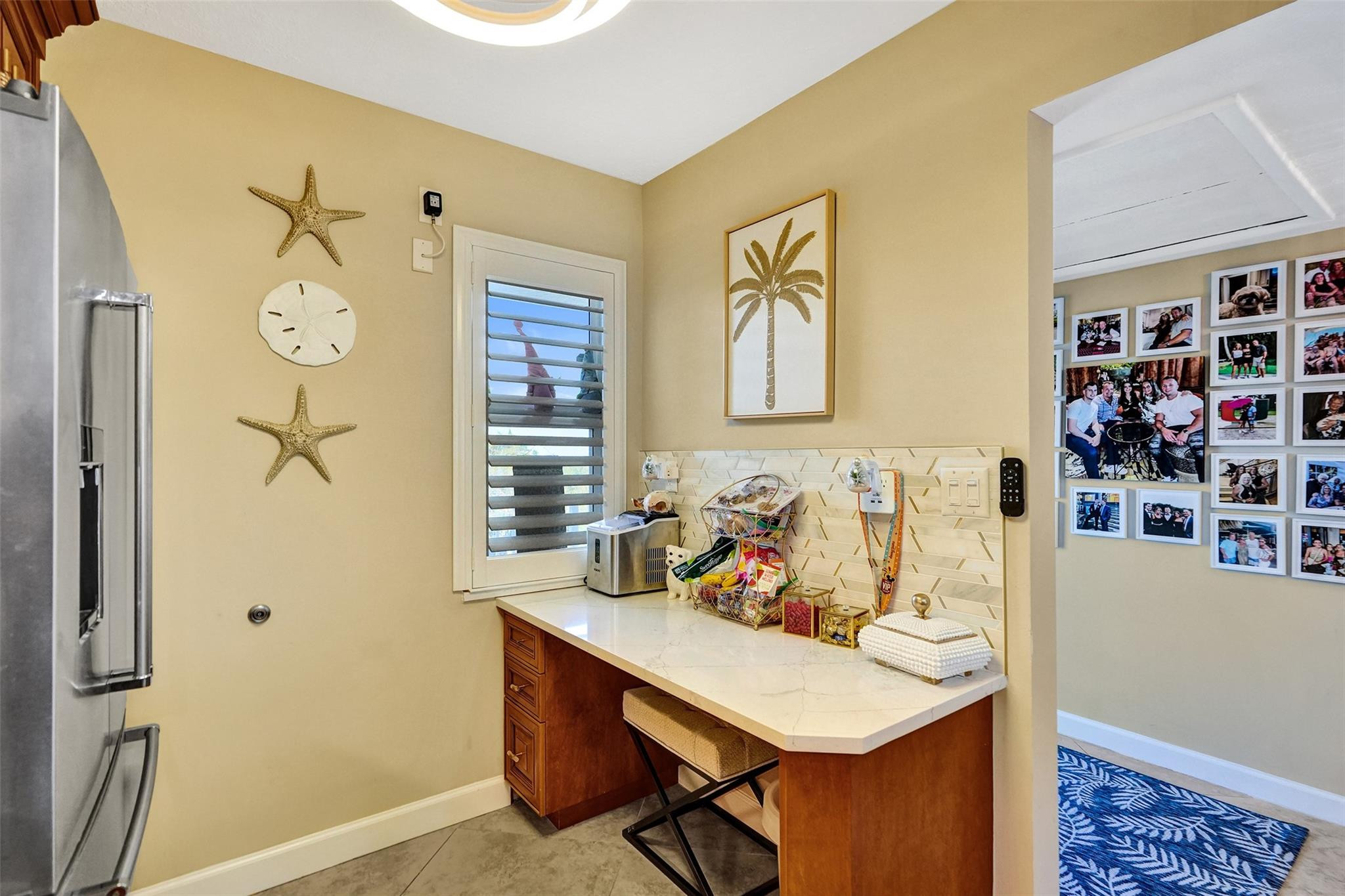 3180 NE 48th #404 Lighthouse Point, FL 33064