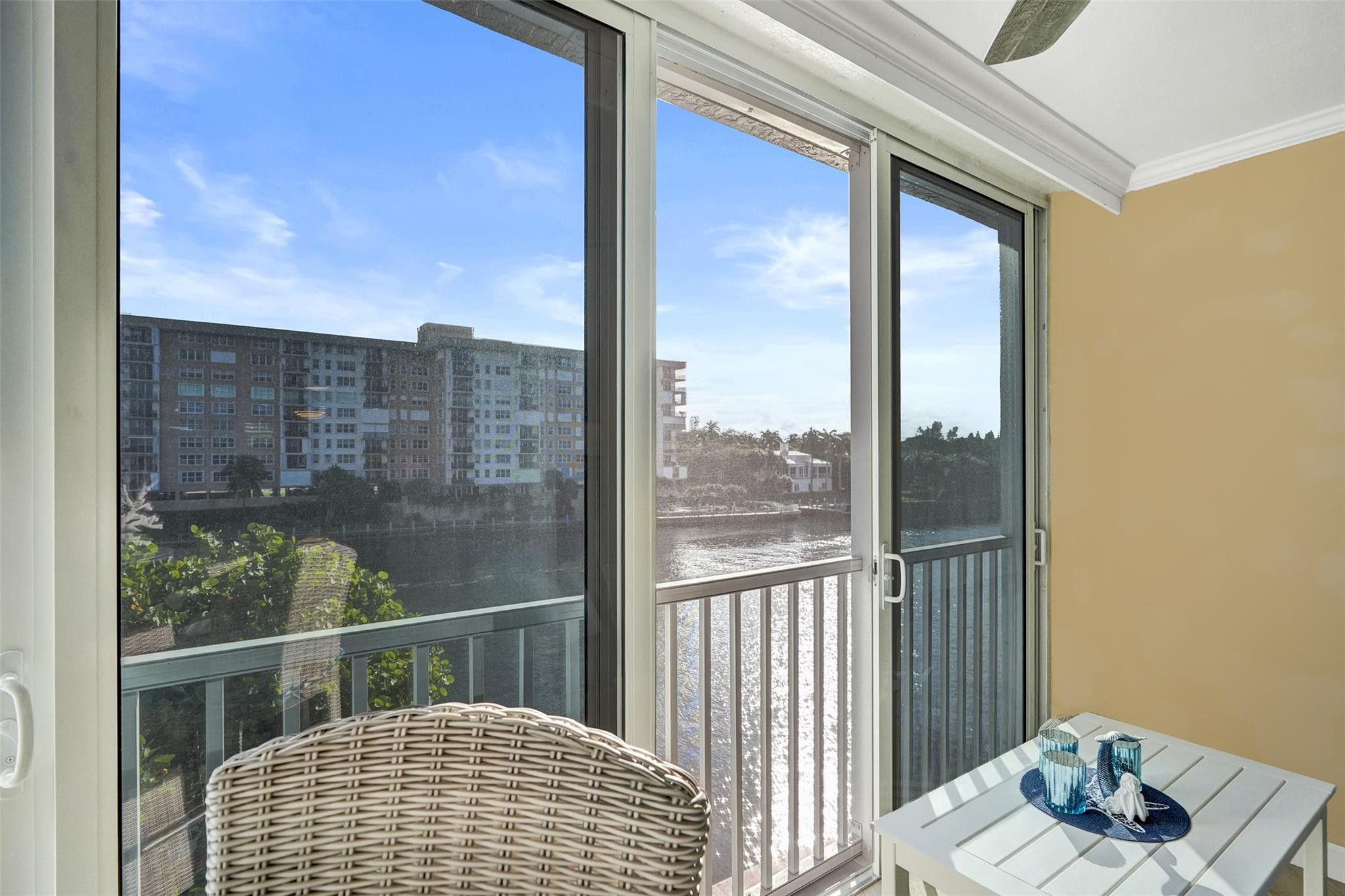 3180 NE 48th #404 Lighthouse Point, FL 33064