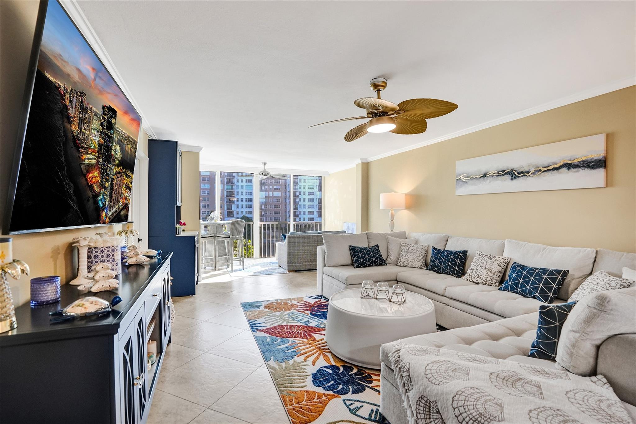 3180 NE 48th #404 Lighthouse Point, FL 33064