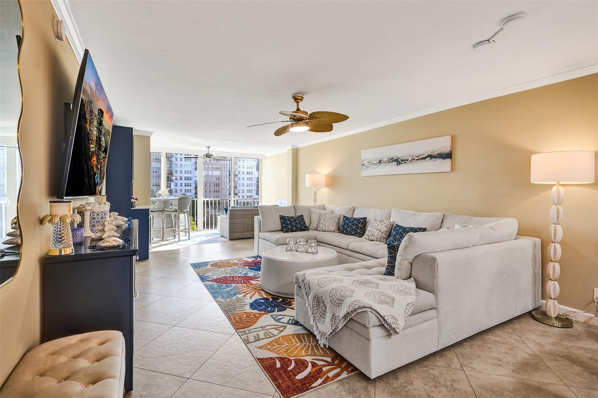 3180 NE 48th #404 Lighthouse Point, FL 33064