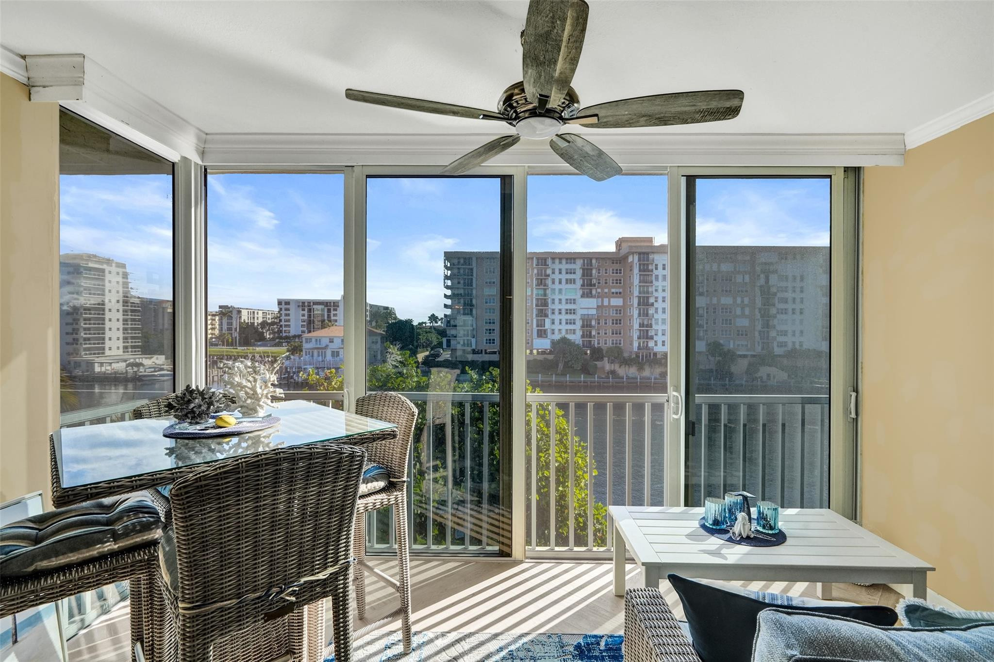 3180 NE 48th #404 Lighthouse Point, FL 33064