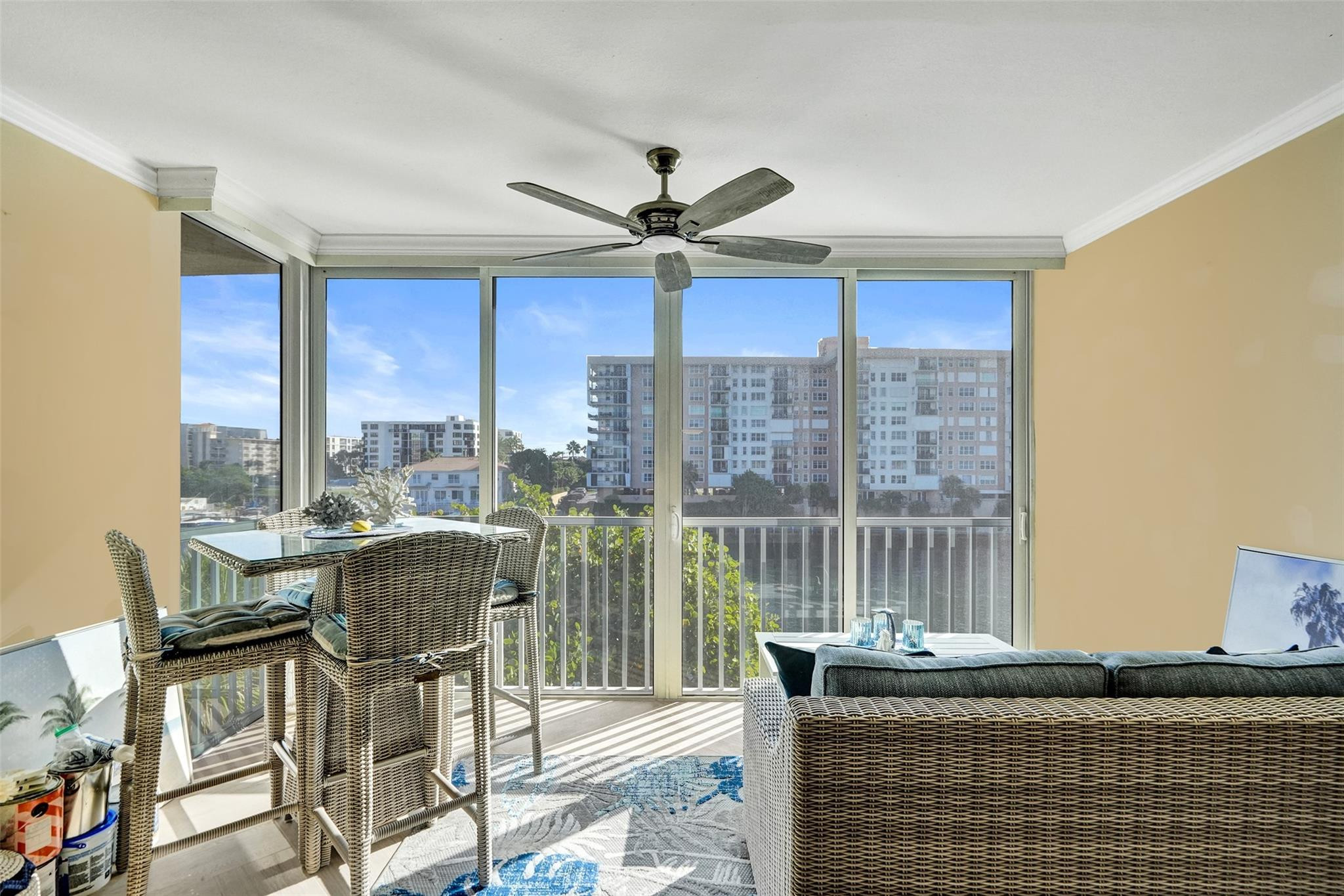 3180 NE 48th #404 Lighthouse Point, FL 33064