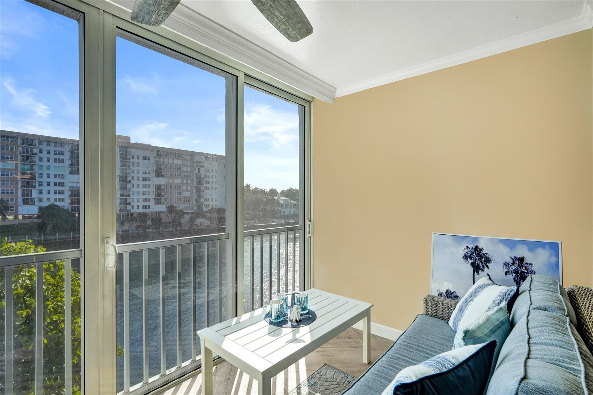 3180 NE 48th #404 Lighthouse Point, FL 33064