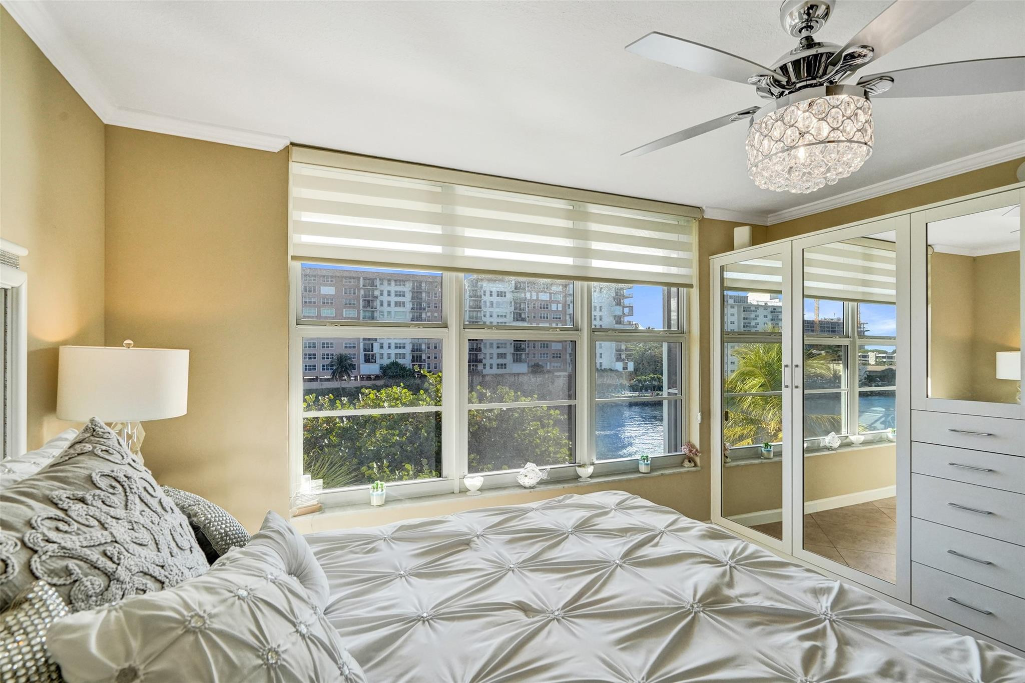 3180 NE 48th #404 Lighthouse Point, FL 33064