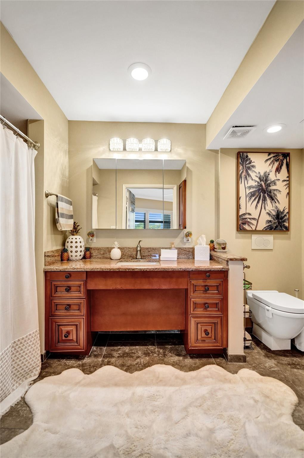 3180 NE 48th #404 Lighthouse Point, FL 33064