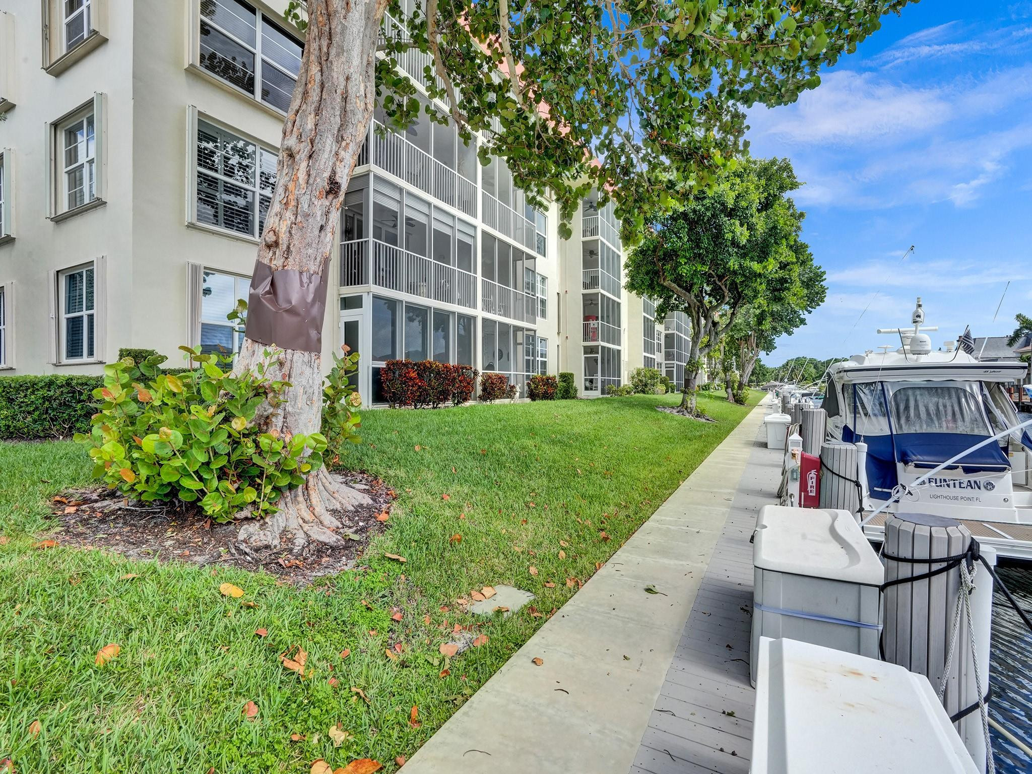 3180 NE 48th #404 Lighthouse Point, FL 33064