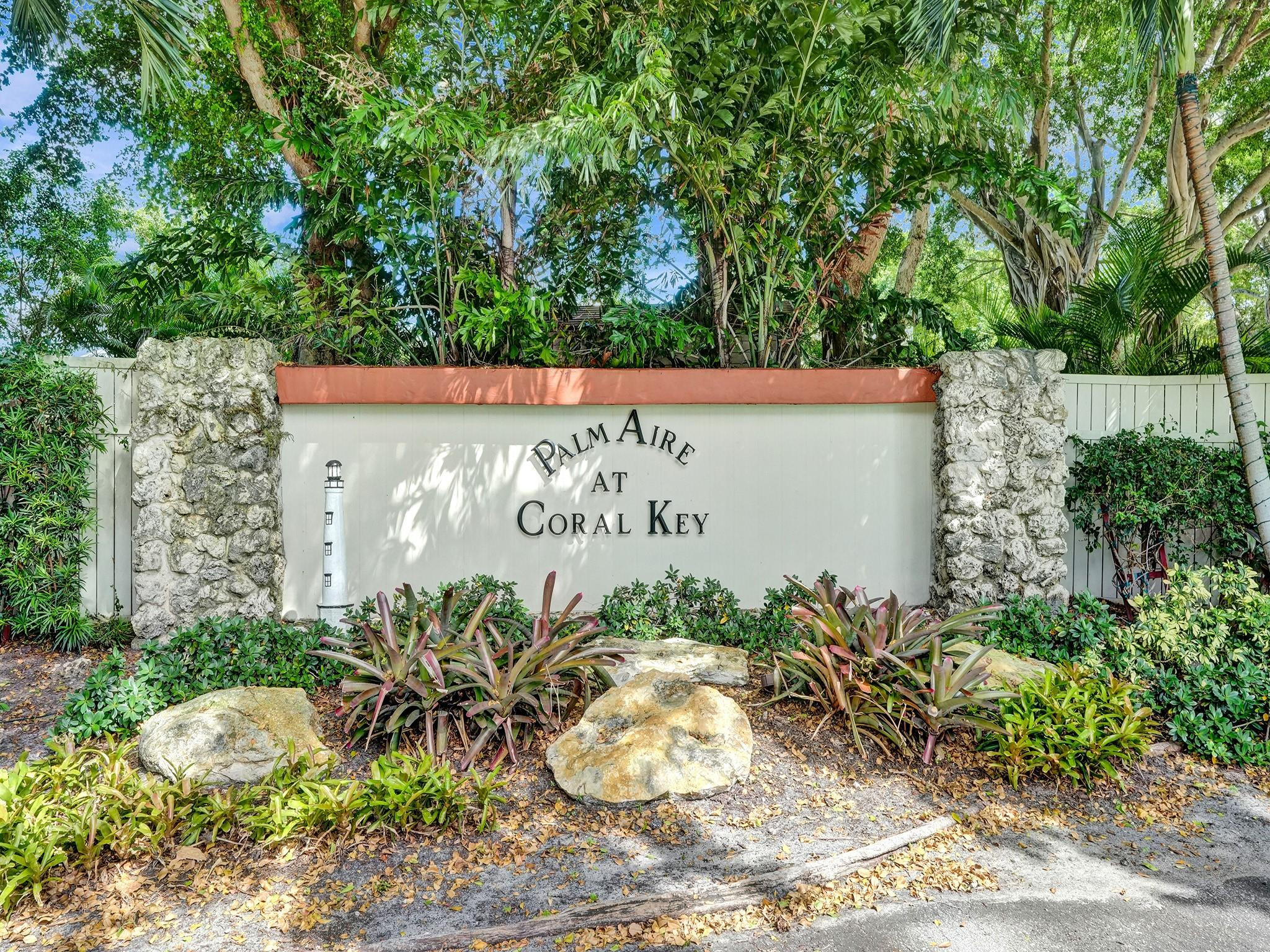 3180 NE 48th #404 Lighthouse Point, FL 33064