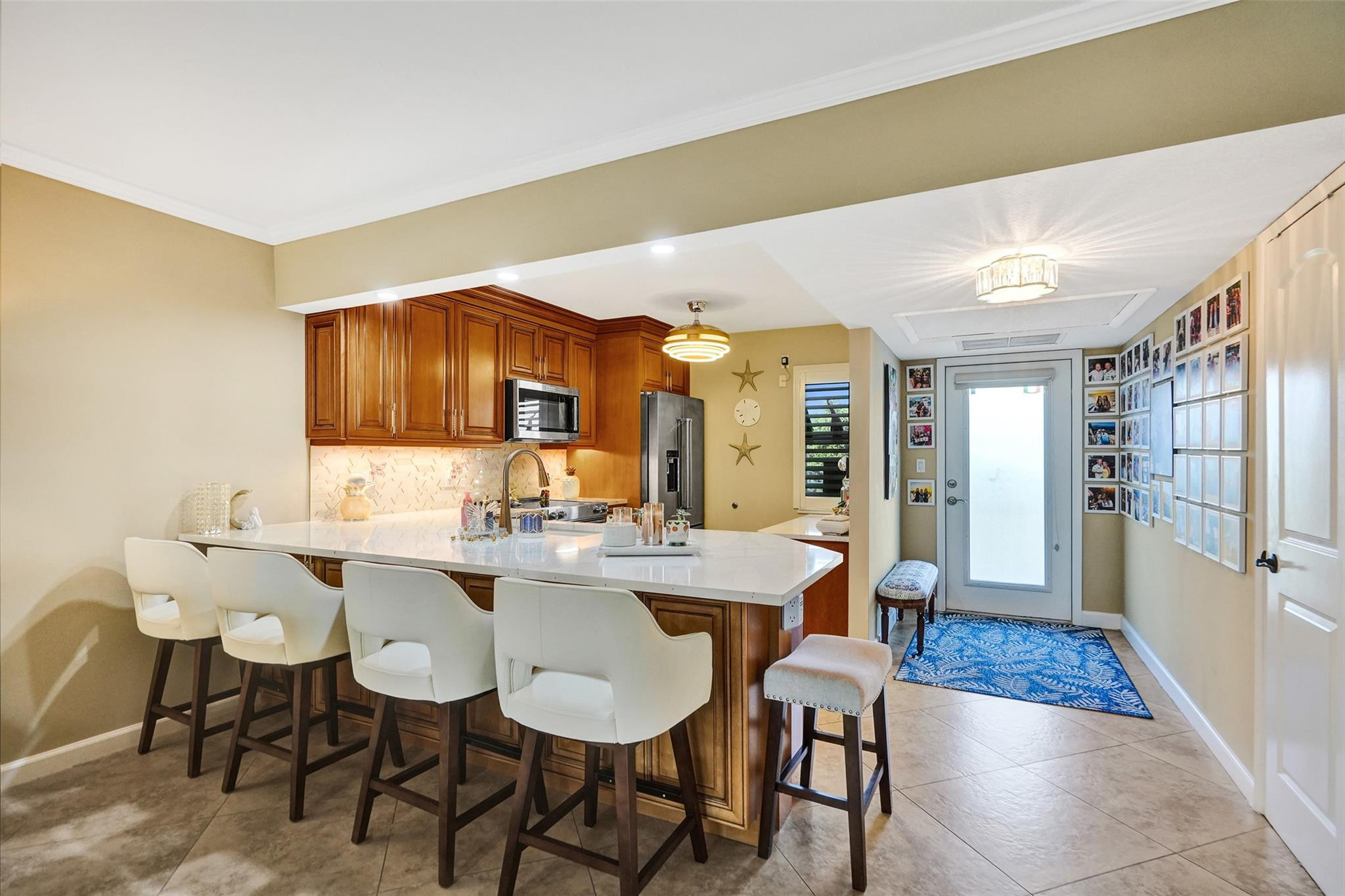 3180 NE 48th #404 Lighthouse Point, FL 33064