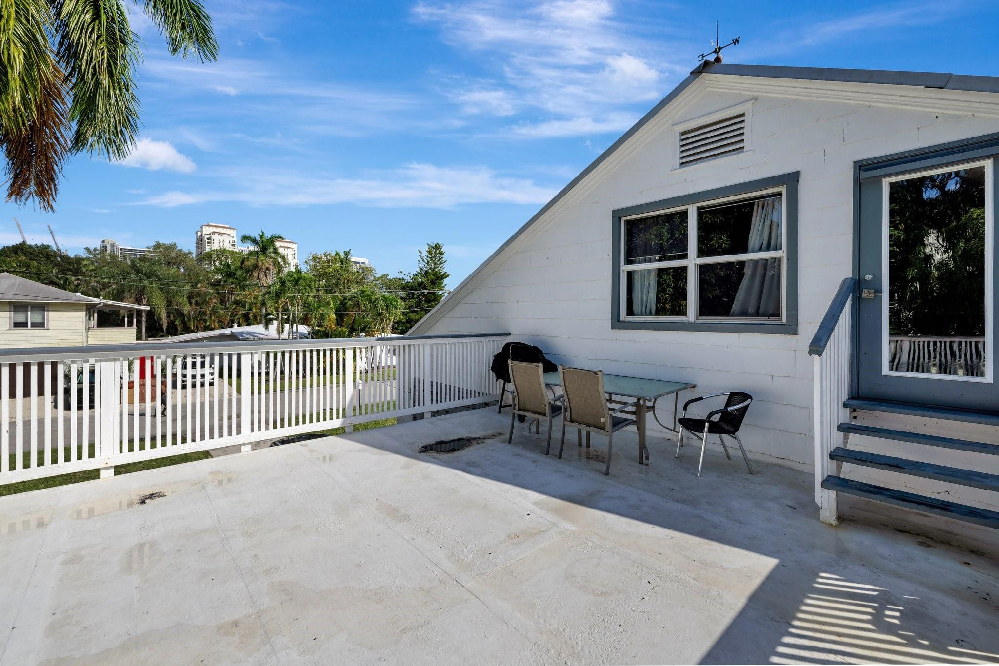 901 W Las Olas Fort Lauderdale, FL 33312