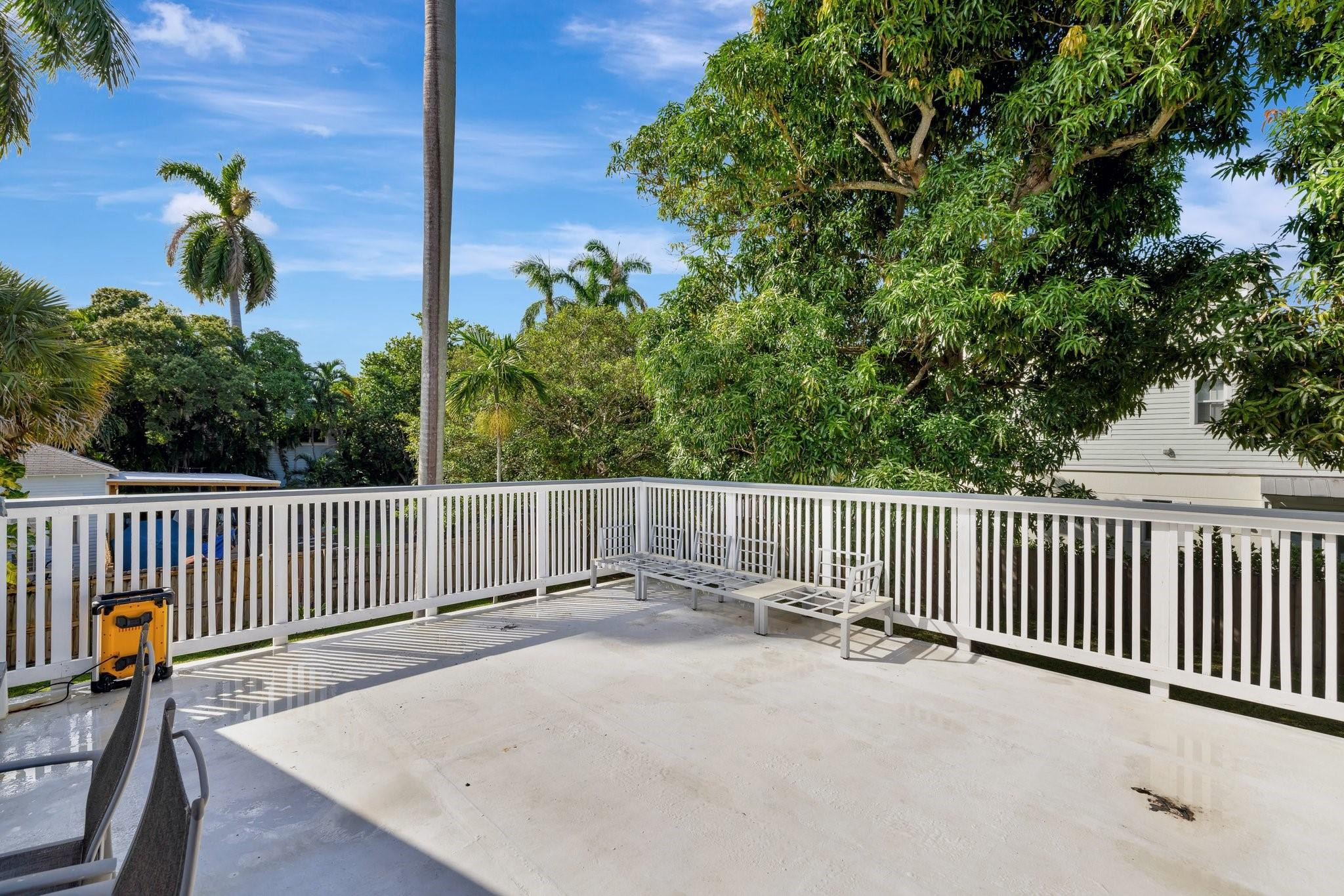 901 W Las Olas Fort Lauderdale, FL 33312