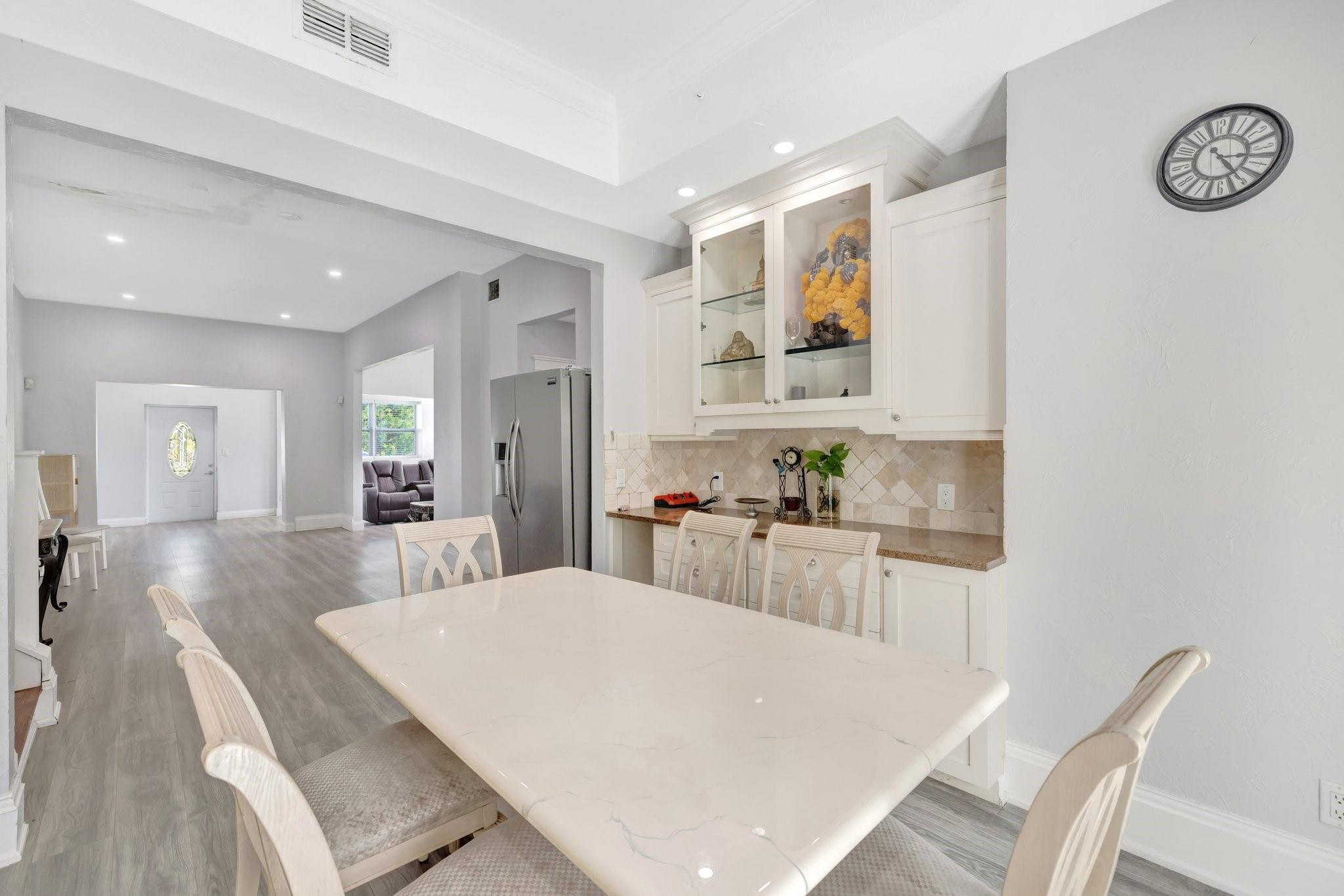 901 W Las Olas Fort Lauderdale, FL 33312